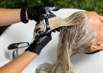 Hajápolás és laminálás - Eisinger Salon