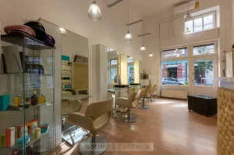 9. galéria kép Eisinger Salon